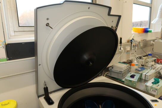 Centrifuge THERMO SCIENTIFIC Sorvall Bios 16