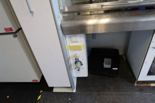 Stinkskab uden indhold