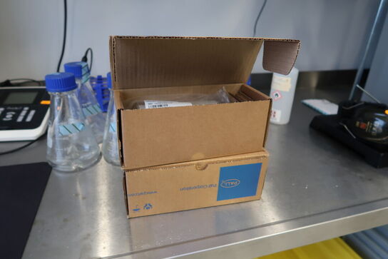 Div. Laboratorieglas, laboratorieudstyr m.m.