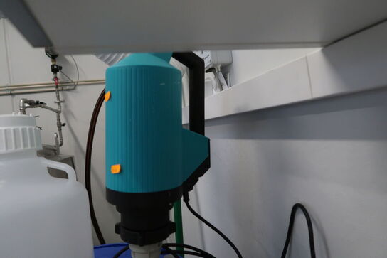 Dunk med glycerol samt pumpe WERTHEM P 400-A