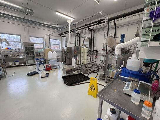 Aquaporin A/S *Del 3 - Komplette Laboratorier m.m.*