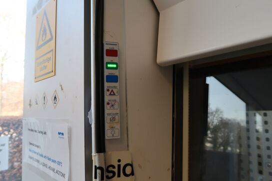 Stinkskab uden indhold