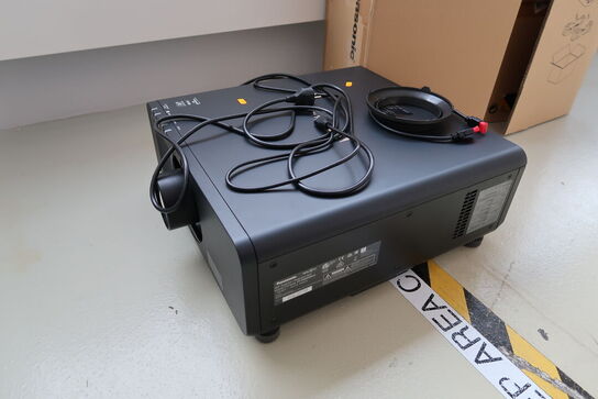 Projektor PANASONIC PT-DW830ELK