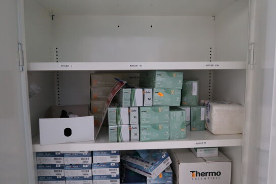 Stålskab med div. Engangshandsker MICROFLEX m.fl.