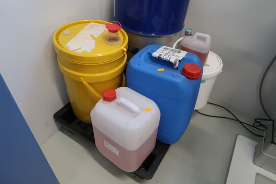 Div. Dunke med kemi samt olie Q8 Heller 22