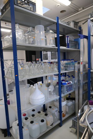 Div. Laboratorieglas