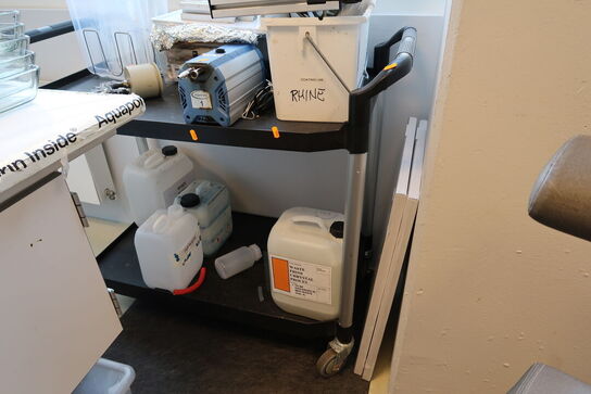 Opbevaringsvogn uden indhold