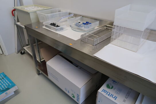 4 pakker håndklædeår INITIAL