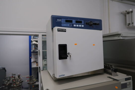 Incubator ESCO IFA-32-8
