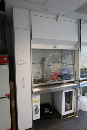 Stinkskab uden indhold