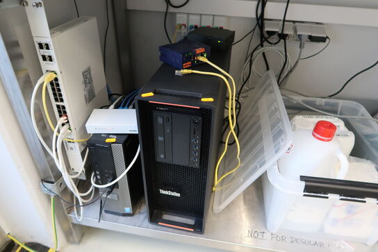 Computerskærm DELL, tastatur, mus, computer LENOVO ThinkStation P500