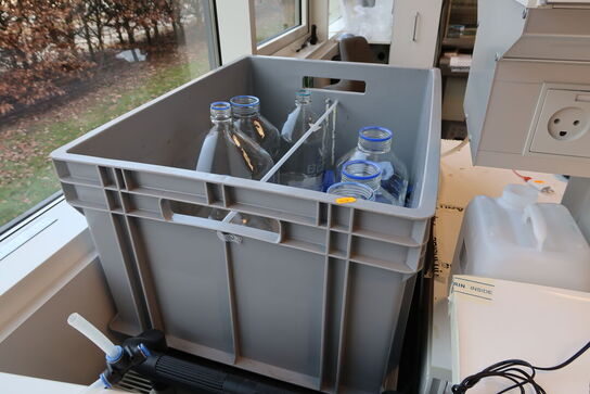 Div. Laboratorieudstyr, laboratorieglas, engangshandsker MICROFLEX m.m.