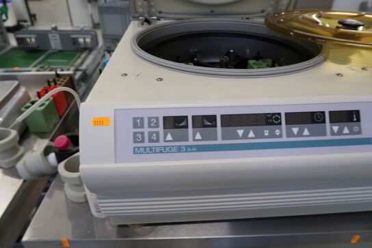 Multi Centrifuge KENDRO LABORATORY PRODUCTS HERAEUS Multifuge 3 S-R