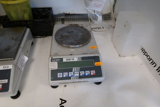 Præcisionsvægt KERN 572-39