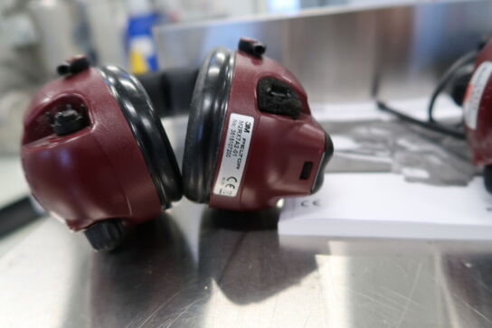 2 stk. høreværn 3M PELTOR