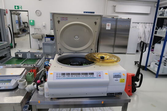 Multi Centrifuge KENDRO LABORATORY PRODUCTS HERAEUS Multifuge 3 S-R