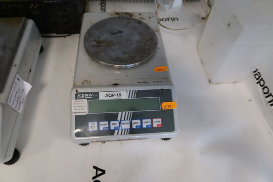 Præcisionsvægt KERN 572-39