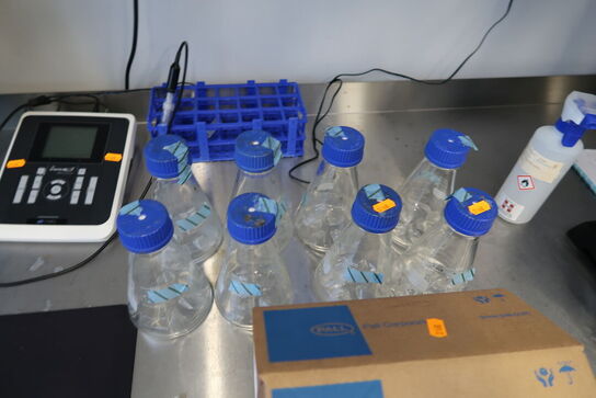 Div. Laboratorieglas, laboratorieudstyr m.m.