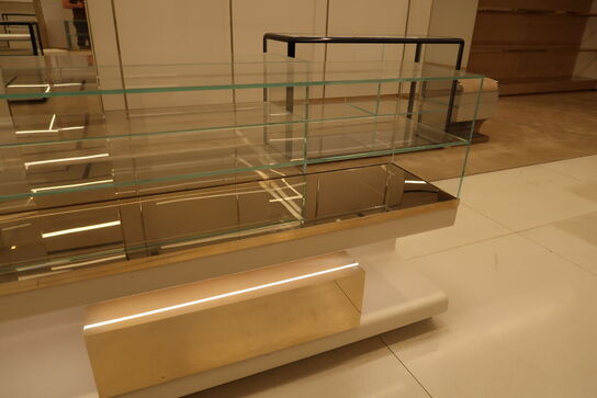 Bænk samt 2 stk. udstillingsdiske