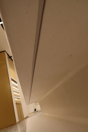 2 stk. bænke med LED-lys