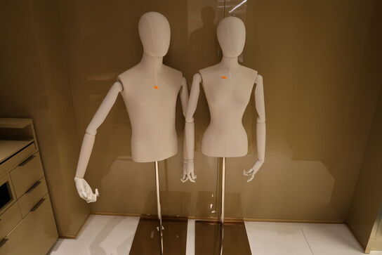 2 stk. mannequin