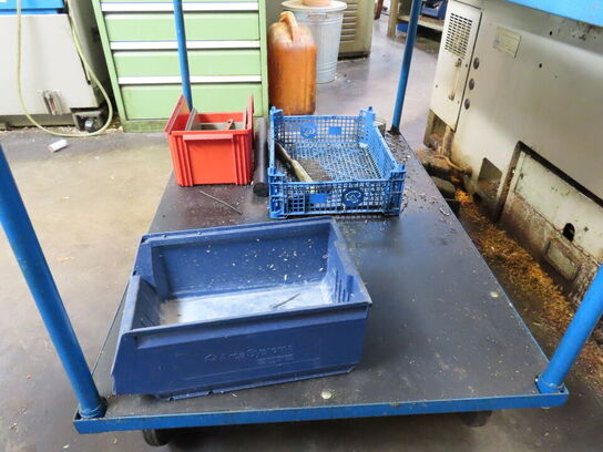 Rullebord med værktøj