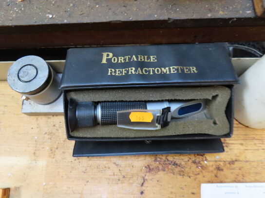 Refractometer