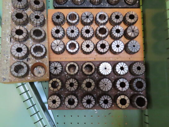 Skuffeskab med indhold