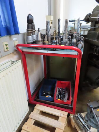 Rullebord uden indhold