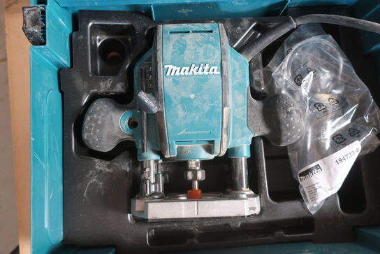 Overfræser MAKITA RP0900