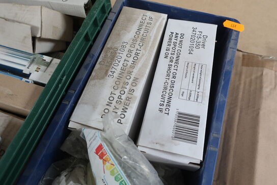 Div. lyskilder m.v. (se billeder)