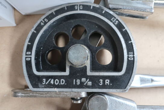 Rørbukkere, åndedrætsværn m.v.