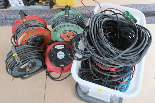 Kabeltromler samt div. kabler