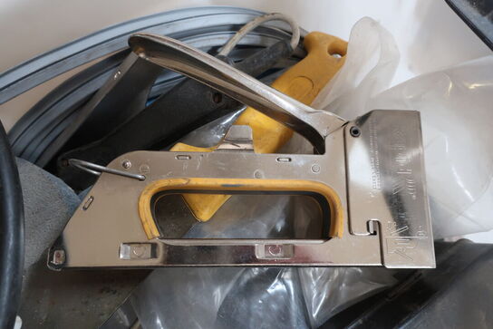 Div. værktøj, stålwire m.v.