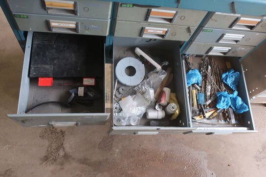 Indretning til varebil inkl. indhold