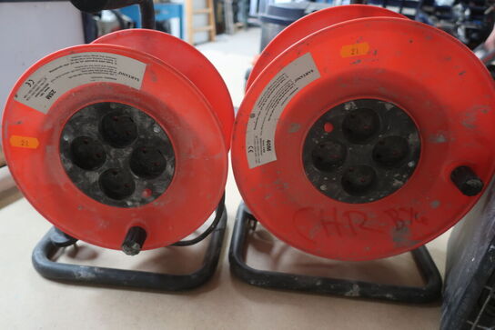 2 stk. kabeltromler & 2 stk. 2kW varmeblæsere