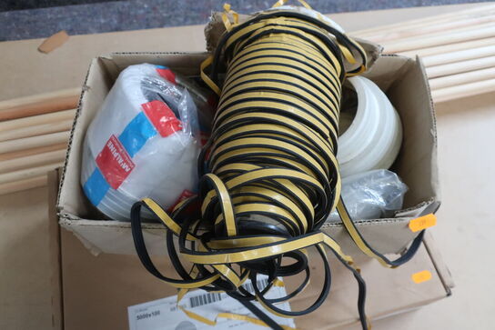 Div. bånd, rundstokke m.v.