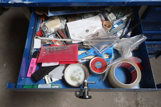 Arbejdsbord BLIKA inkl. indhold