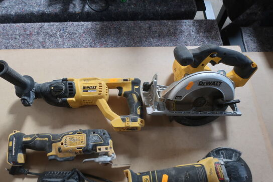 Akkuværktøj DEWALT | Slagboremaskine, rundsav m.v.