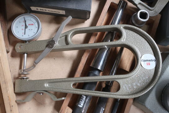 Div. mikrometerure, tykkelsesmålere m.v.