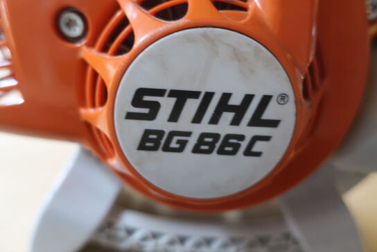 Løvblæser STIHL BG86C