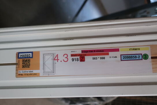 Vindue OUTLINE 563*998 mm