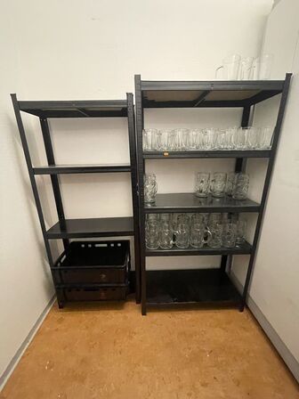 2 stk. metalreoler inkl. Ølglas