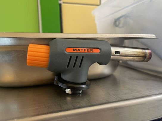 Tøm reol for indhold