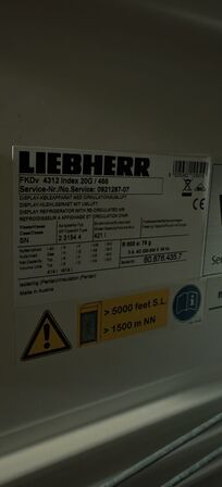 Køleskab med glaslåge LIEBHERR