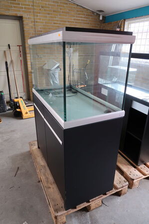 Akvarie AKVASTABIL Move 100x59x50cm (Udstillingsmodel)
