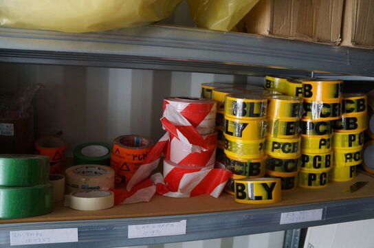 Stort parti tape, poser, m.v.