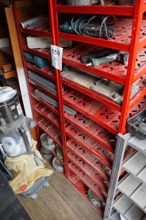 Sortimentsreol med indhold