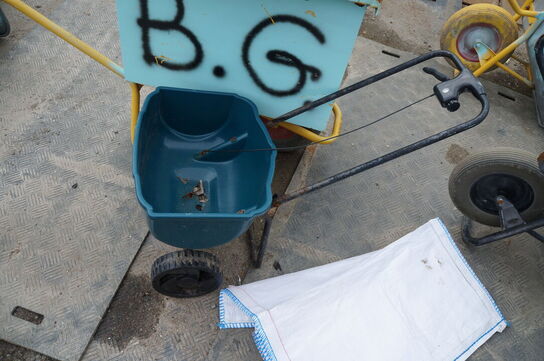 Transportvogn, saltspreder & trappestige