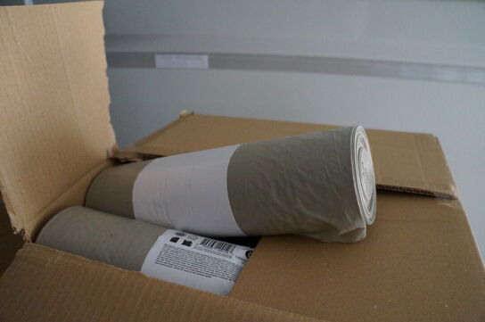 Parti gulvpap & Affaldssække